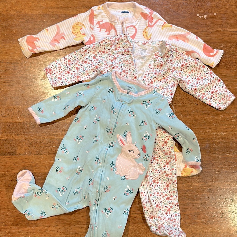 2 Carter’s Pajamas and One Old Navy Baby Girl Pajamas Size 6M and 3-6M Pink